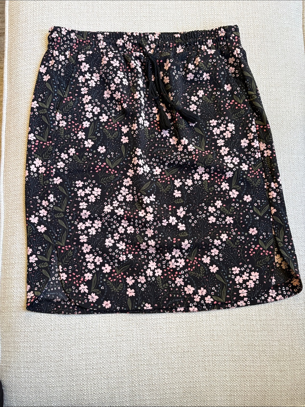 LOFT Flowered Skirt with Pockets